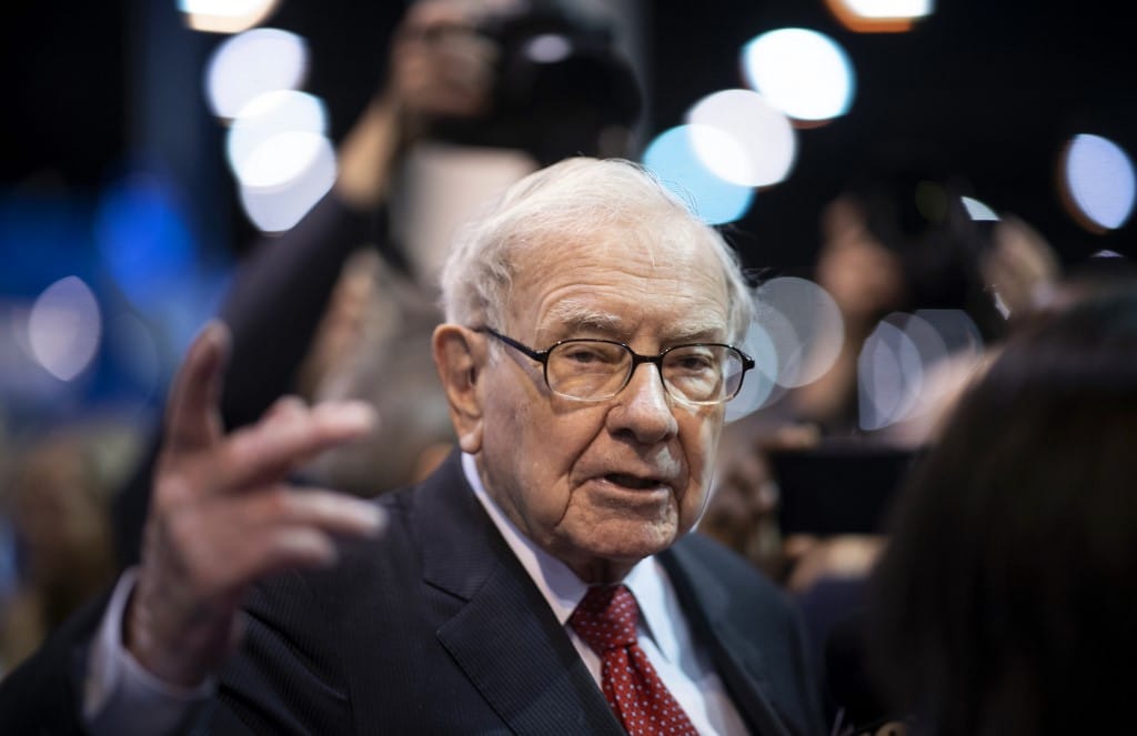Kijevbe látogatott a milliárdos Warren Buffett fia