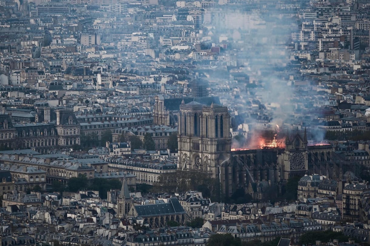 Ötven százalékos esély van a Notre-Dame megmentésére