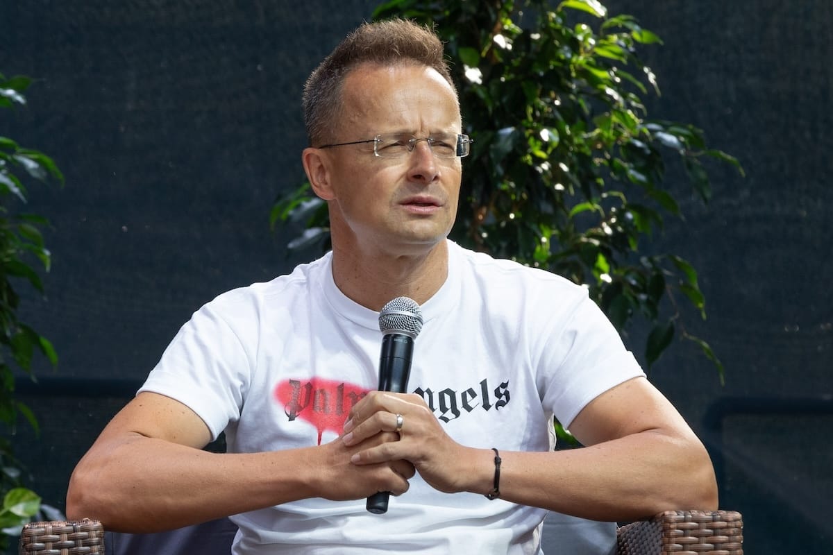 Szijjártó: Brüsszelből koordinálták, hogy Ukrajna nem engedi át a Lukoil szállítmányait Magyarország és Szlovákia felé