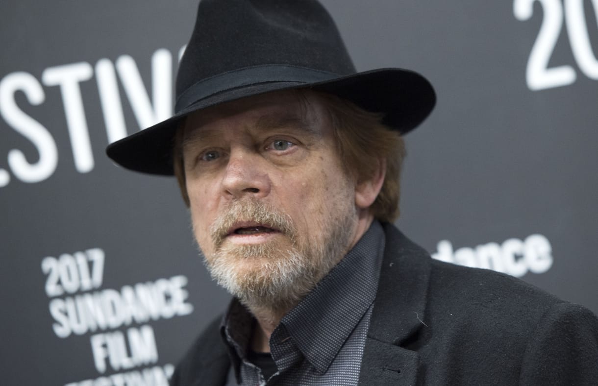 Senki nem tud úgy beszólni George Lucasnak, mint Mark Hamill