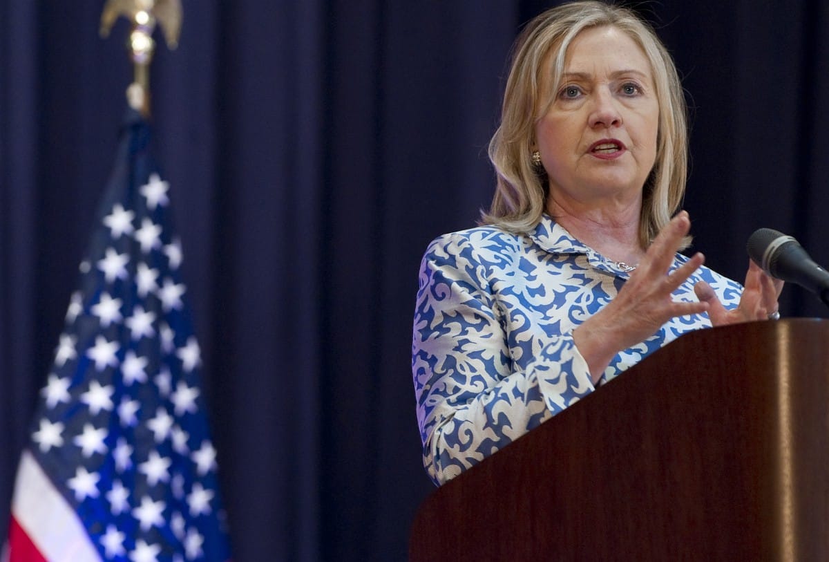 Videó: mit mondott Kadhafi halálhírére Hillary Clinton a Fehér Házban?