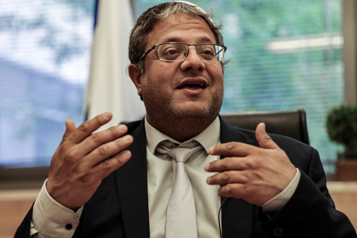 Az izraeli-palesztin viszály tüzét szítja a pártvezér, aki Netanjahut újra kormányfővé teheti   