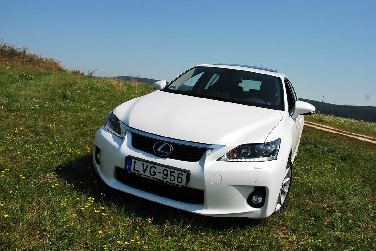 Lexus CT 200h teszt: kevesebbet fogyasztott, mint a Prius