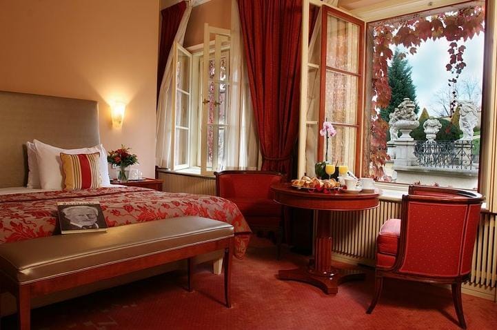 Világhírű guru nyit hotelt Budapesten – fotók
