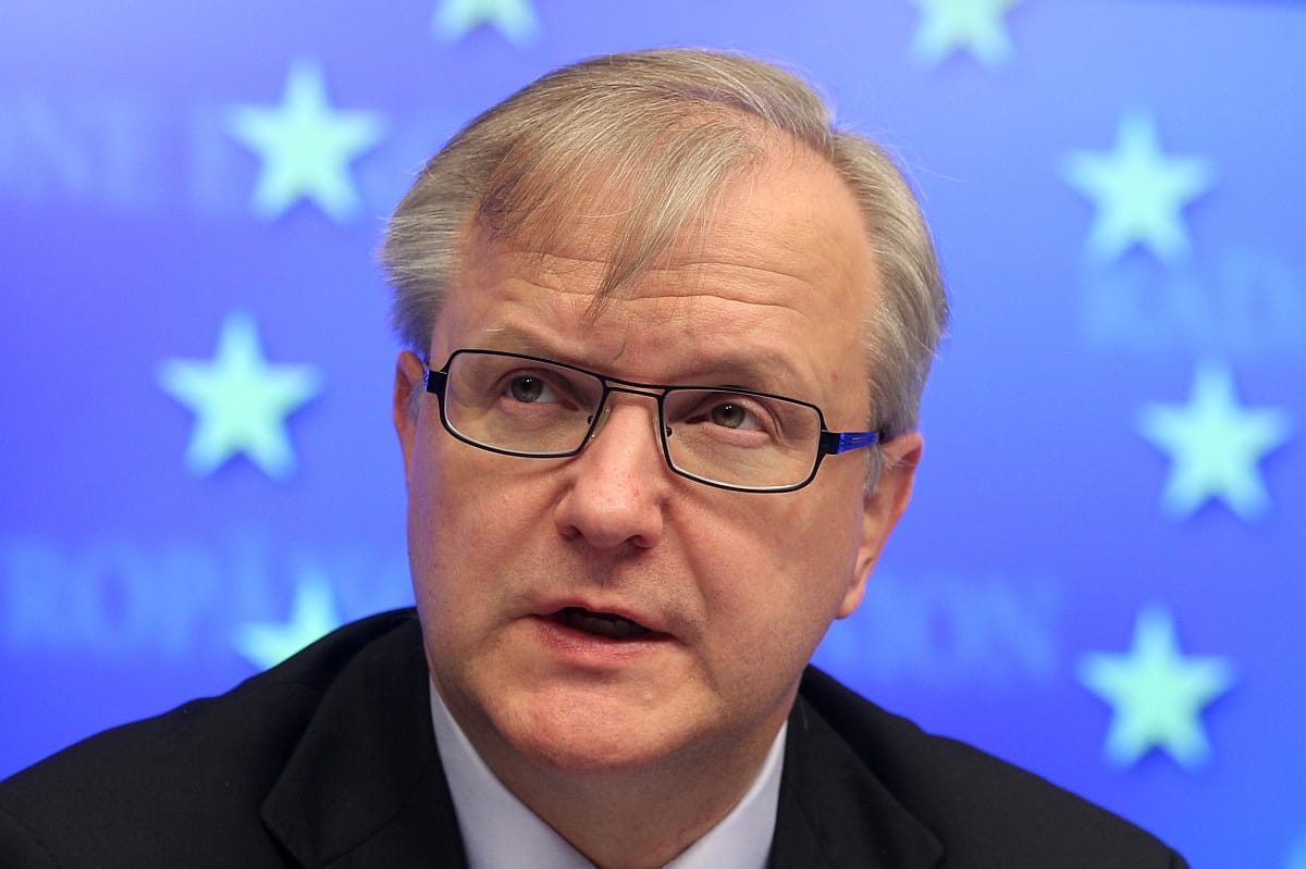 Rehn: nem dolgozunk az eurózónából való görög távozás forgatókönyvén