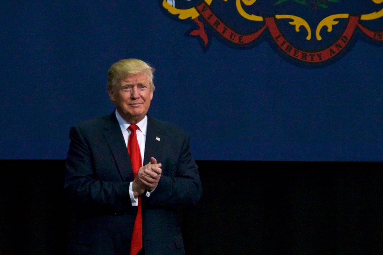 Trump kipaterolná az újságírókat a Fehér Házból