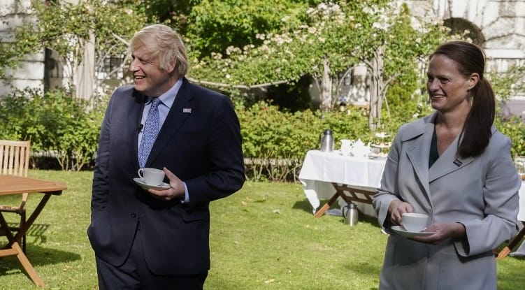 Felmondott az ápoló, aki Boris Johnsont látta el az intenzív osztályon