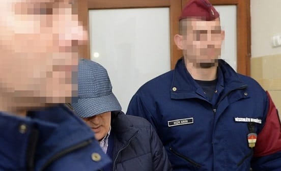 Kiakadt az Auchan a Magyar Nemzetre a Simon-cikk miatt