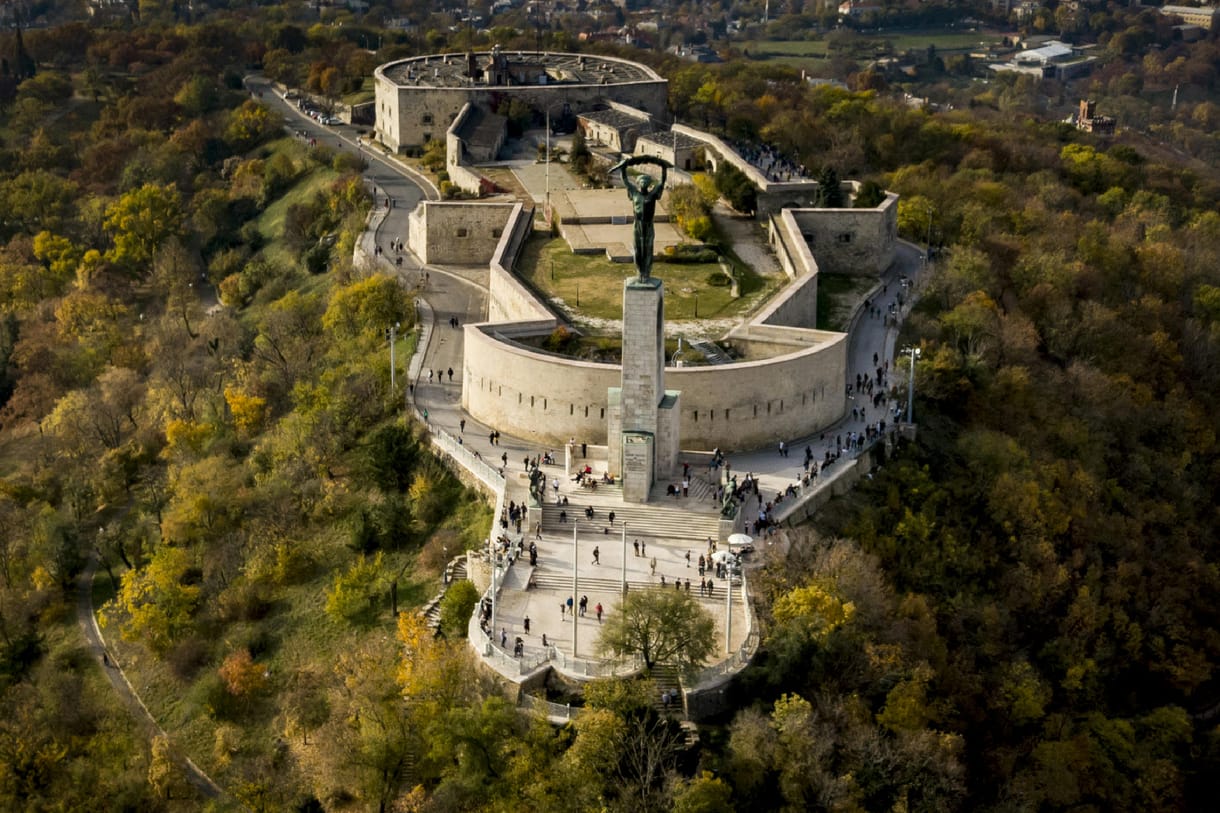 Tényleg eleve reménytelen, hogy megszűnjön a főváros-vidék ellentét? Budapest 150