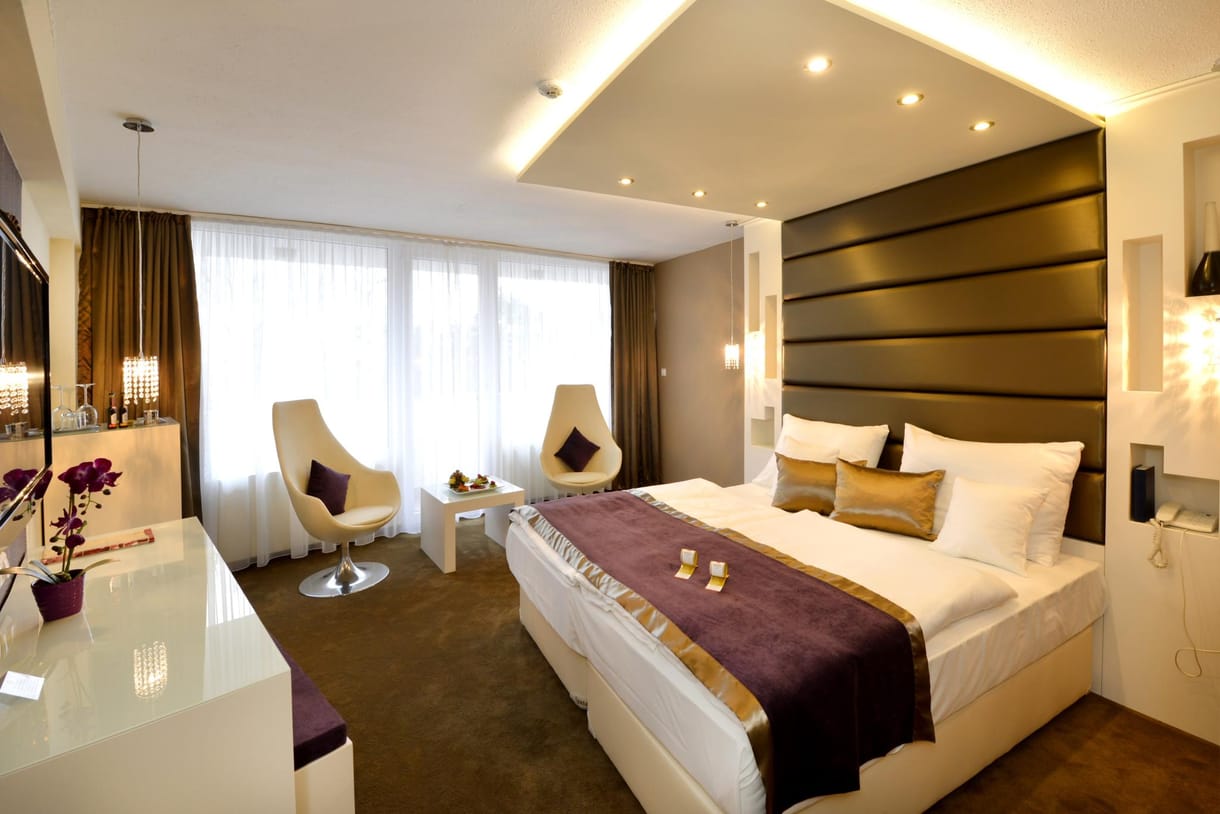 Nyit a nemzeti luxushotel