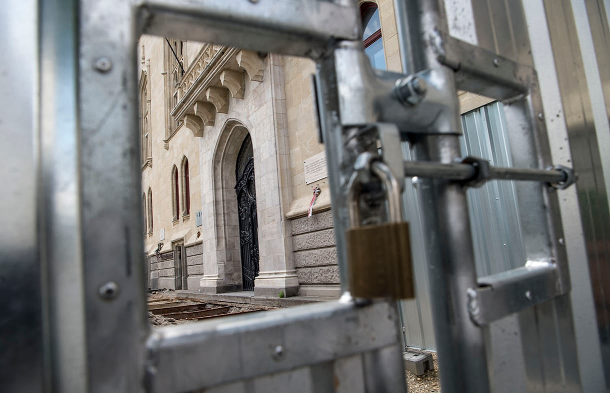Cifra palota: nem vesződik a PM tenderekkel, okosba' tervezteti új, várbeli székhelyét