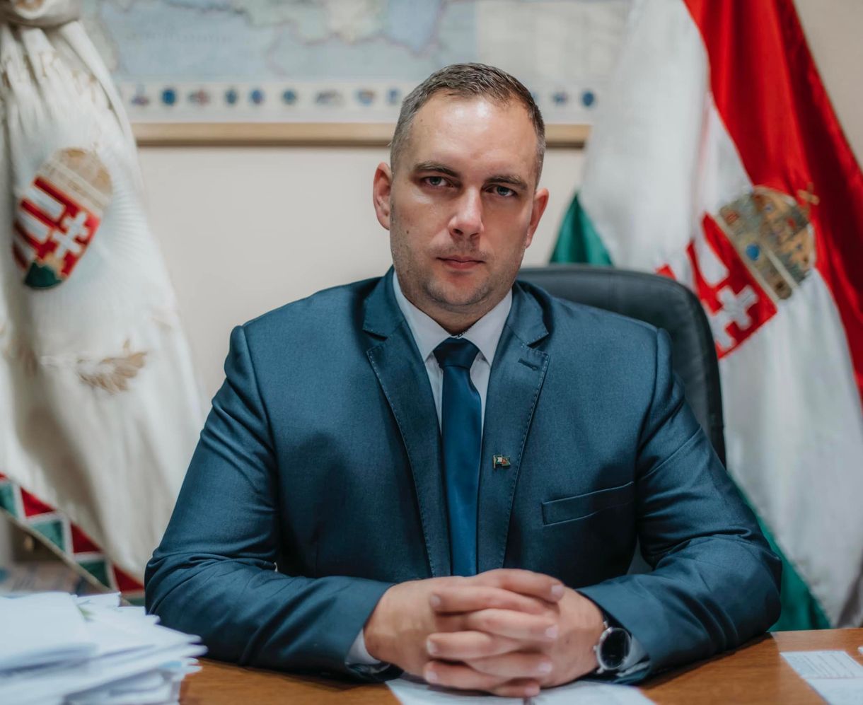 Erdők, szántók és legelők tucatjaival bír a Mi Hazánk parlamenti újonca 