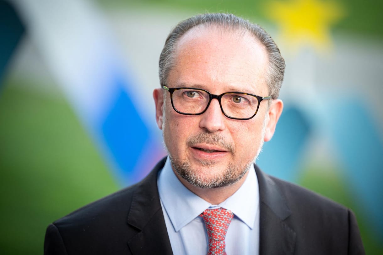 Az osztrák pótkancellár rájött, hogy a lojalitás bukott elődjéhez nem túl jó ötlet