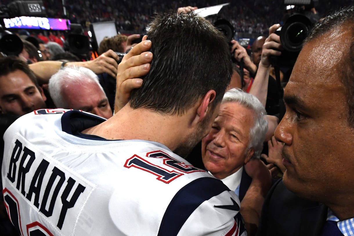 Prostitúció támogatásával vádolják az NFL-bajnok tulajdonosát