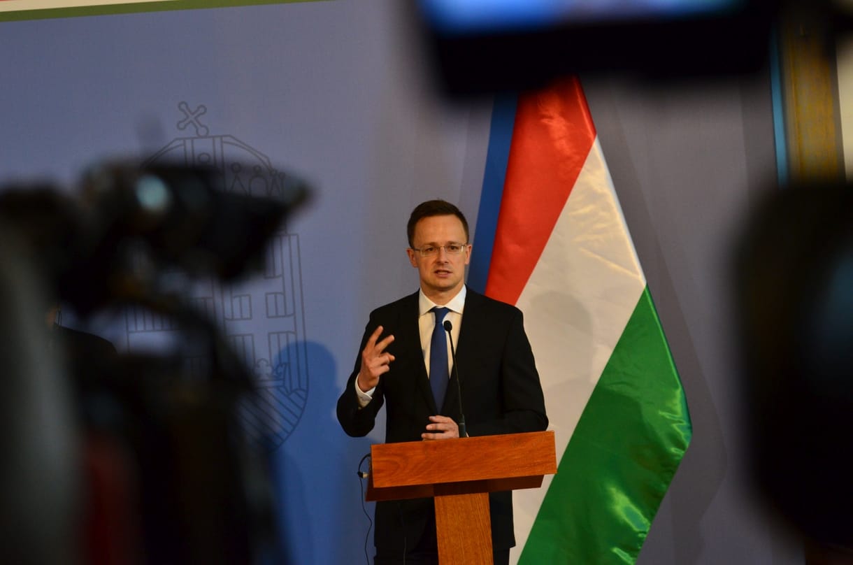 Nem ijed meg az osztrák fenyegetéstől Szijjártó