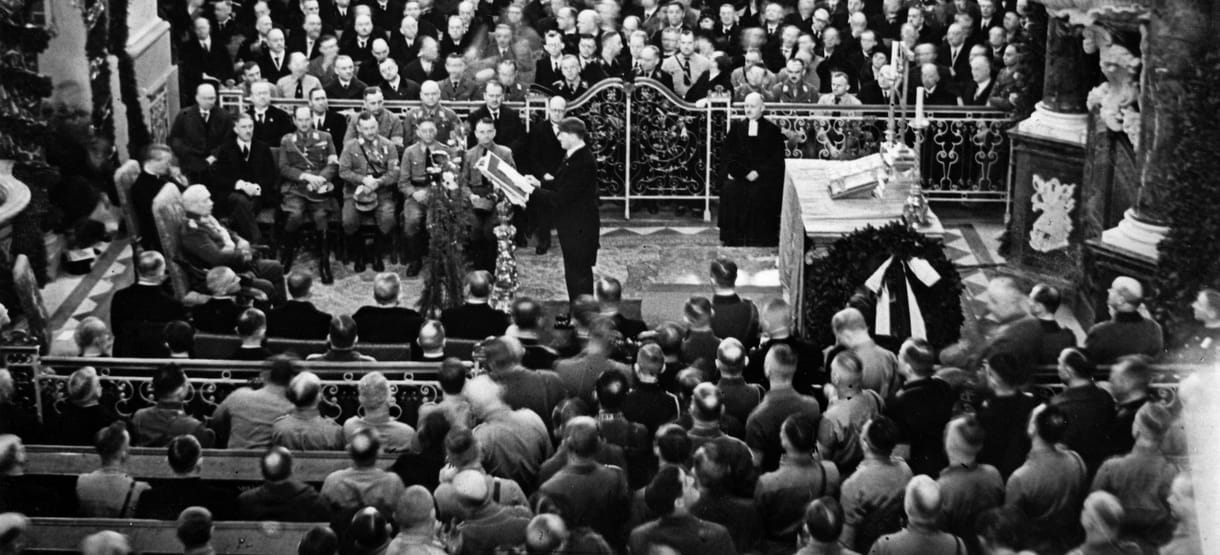 A baloldal nem fogott össze, így kapott Hitler teljhatalmat 85 évvel ezelőtt