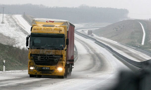 Elektronikus útdíj: versenyfutás az idővel