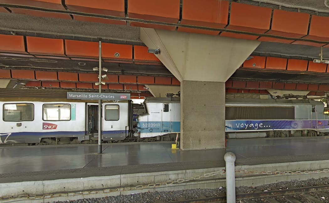 Lelőtték a Marseille-i késes támadót