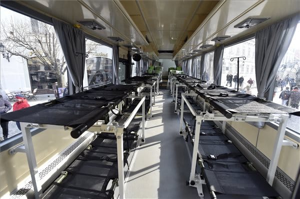 Speciális buszokat gyárt a katonaságnak az Ikarus