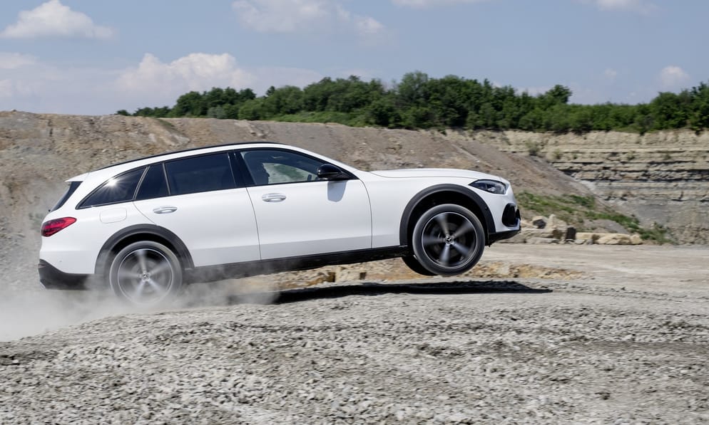 Terepre hangolva: itt az új Mercedes C-osztály All-Terrain