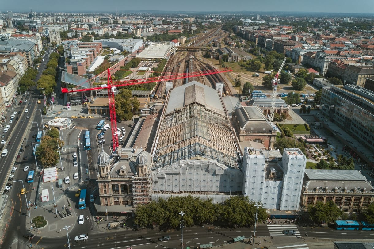 Eltűnt a Nyugati pályaudvarról az üvegtető