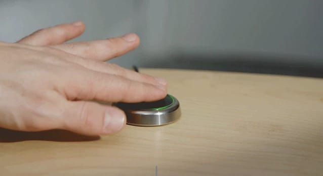 Szexjelző gombot árulnak az interneten
