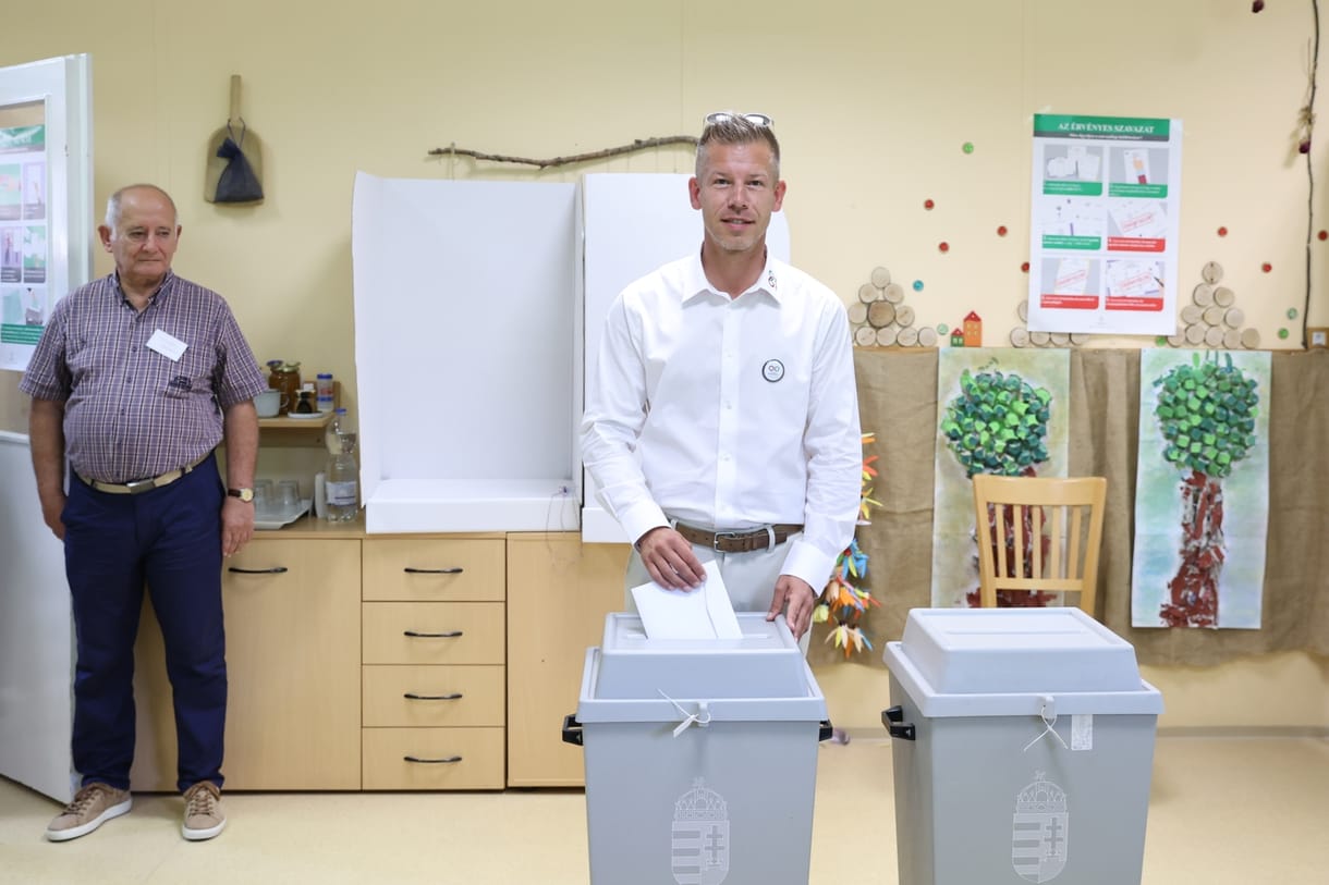 Magyar Péter is leszavazott és tisztázta, hol tart nyilvános eredményvárót – képek