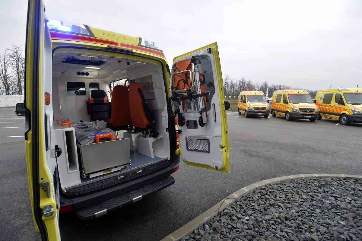 Hiába jött a mentő, egy kórház sem akart fogadni egy infarktuson áteső nőt
