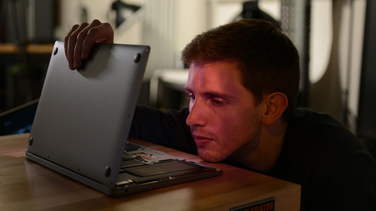 Nehezebb lesz javítani az Apple számítógépeit