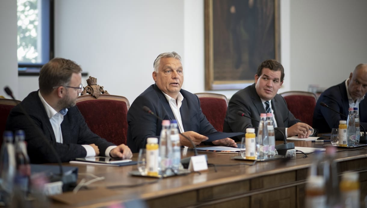 Kezdődik a háromnapos kihelyezett kormányülés Sopronban