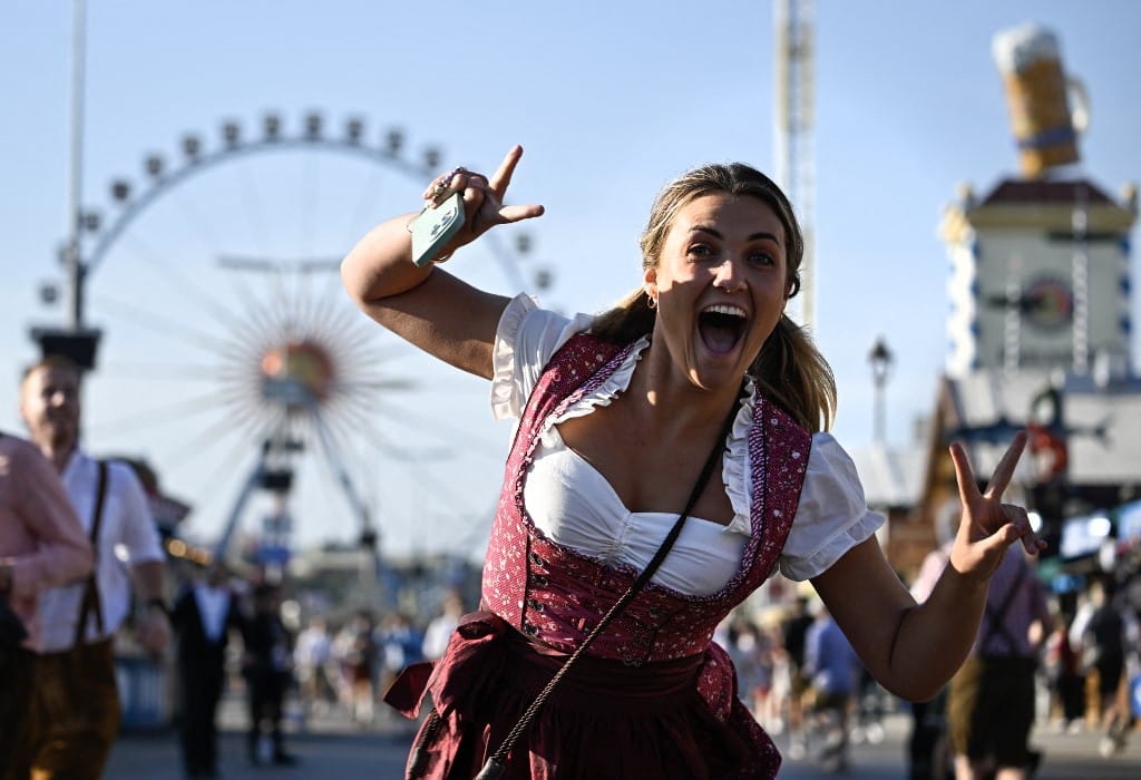 Délben nyit a müncheni Oktoberfest - fotók