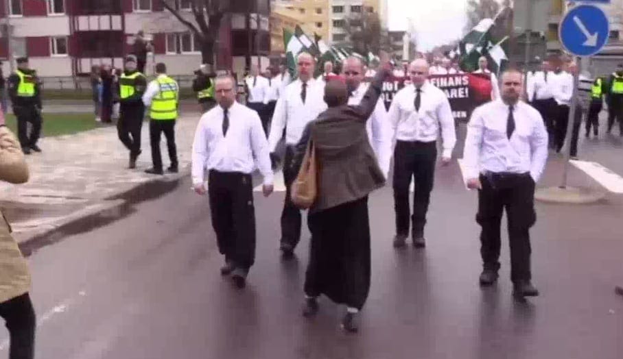 A fekete nő, aki szembement 300 nácival