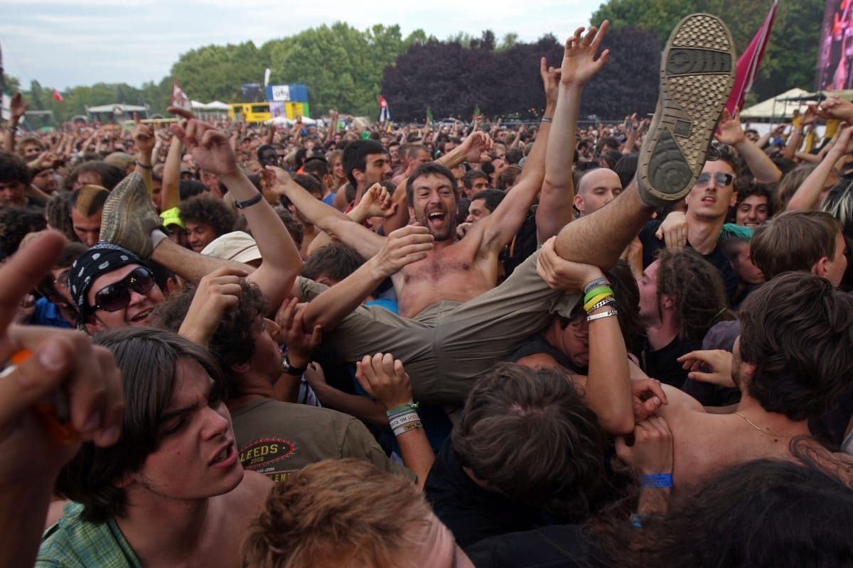 Zseb-hamutartókat osztogatnak idén a Szigeten