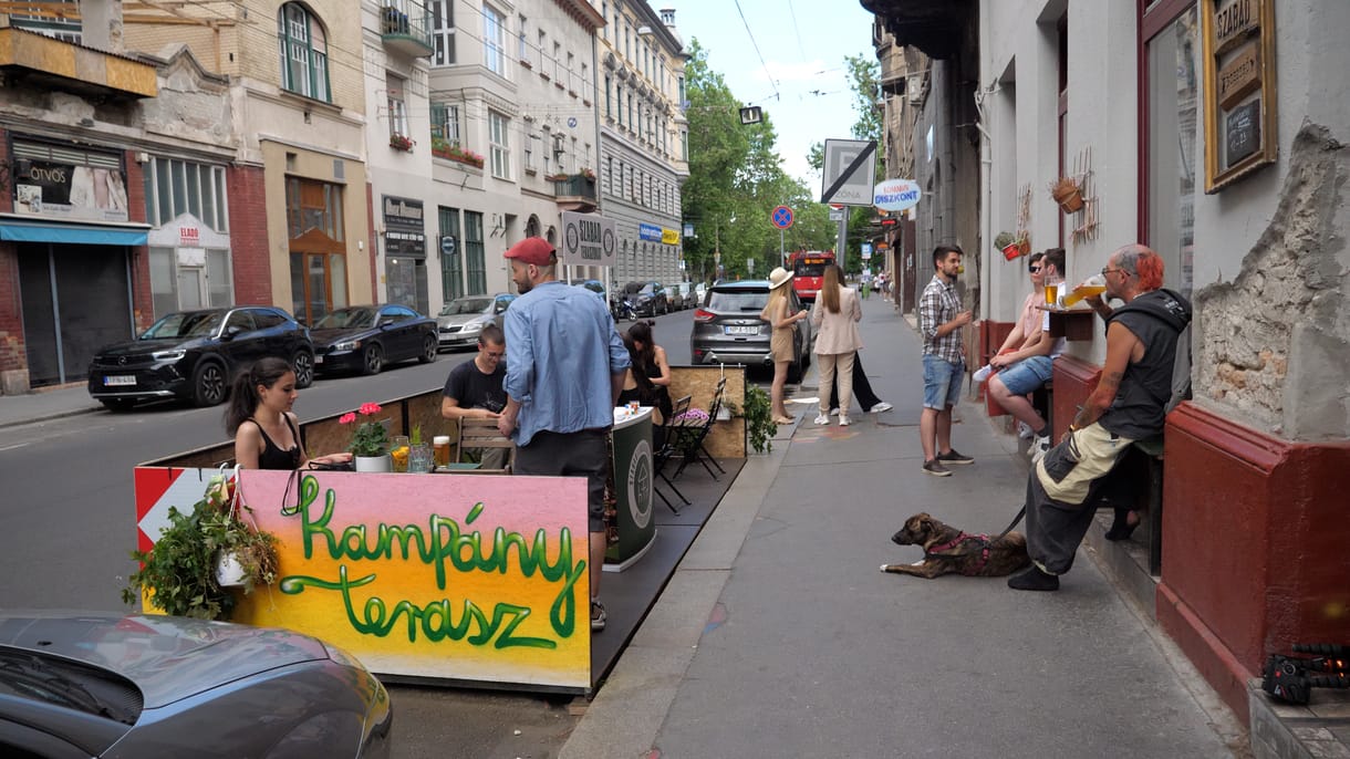 Mi lenne, ha a köztereinket nemcsak autótárolásra használnák, hanem visszaadnánk a közösségnek?