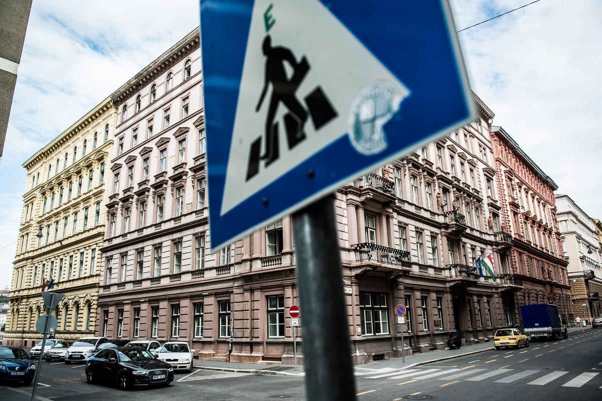 A NAV vezetői voltak, a páriái lettek