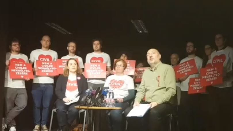 #nemazentorvenyem – levelekkel indulnának harcba a Stop Soros-csomag ellen a civilek