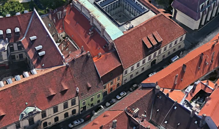 Palkovics László egy győri panelt adott a várbeli lakásáért cserébe