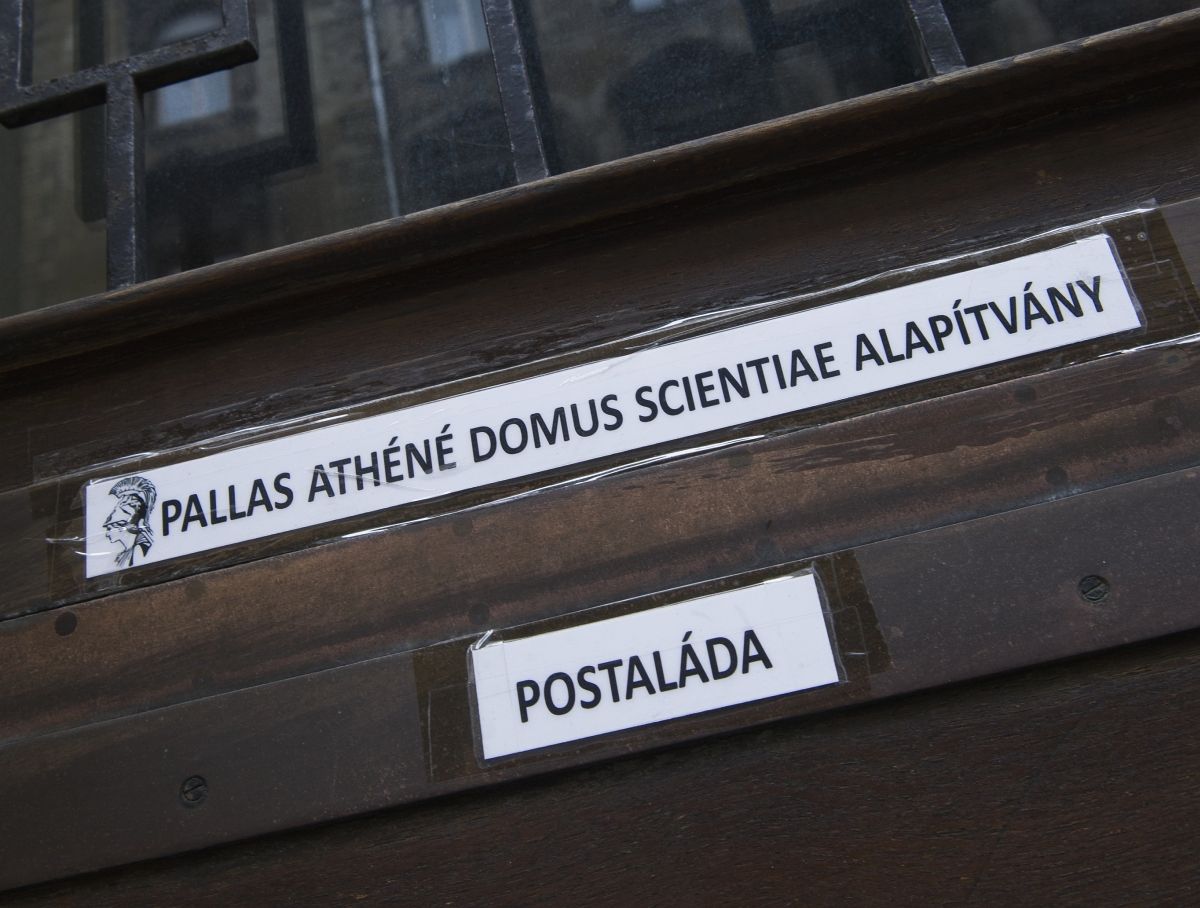 Az Együtt feljelentést tesz Matolcsy unokatestvérének ügyében