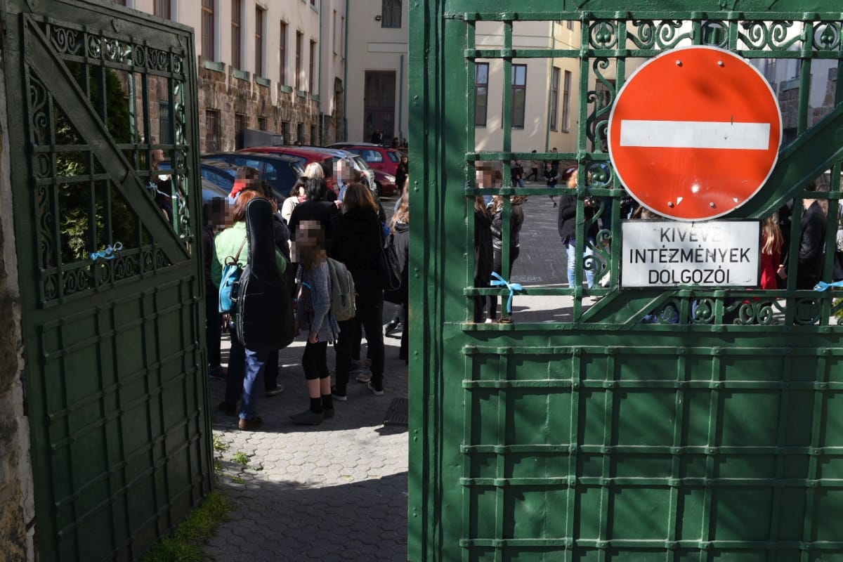 „Az ebédet már lemondtuk, ha a gyerek mégis jön, hozzon kaját”