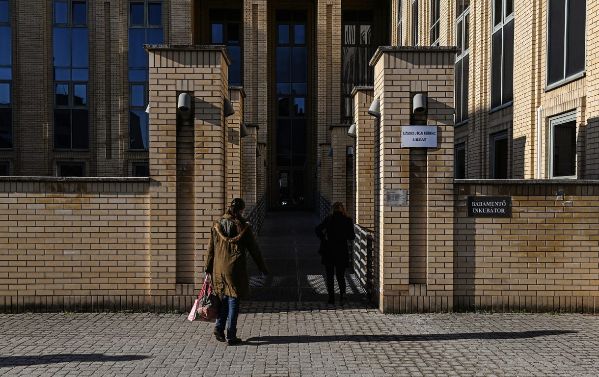 Vizsgálat indult az Uzsokiban működő VIP-ellátás miatt