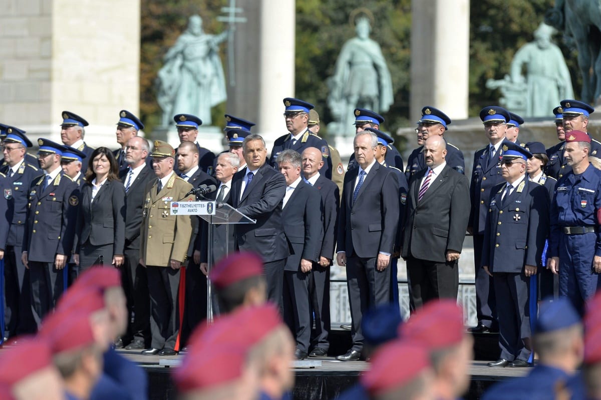 Orbán: a történelem ránk rúgta az ajtót