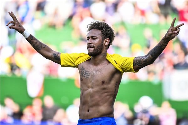 A brazilok szövetségi kapitánya szerint nem száz százalékos csapata sztárjátékosa