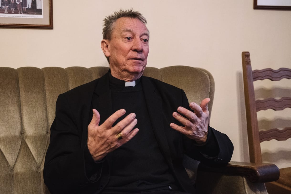 Erdő Péterrel szemben Beer Miklósnak van véleménye Őcsényről, szégyelli magát