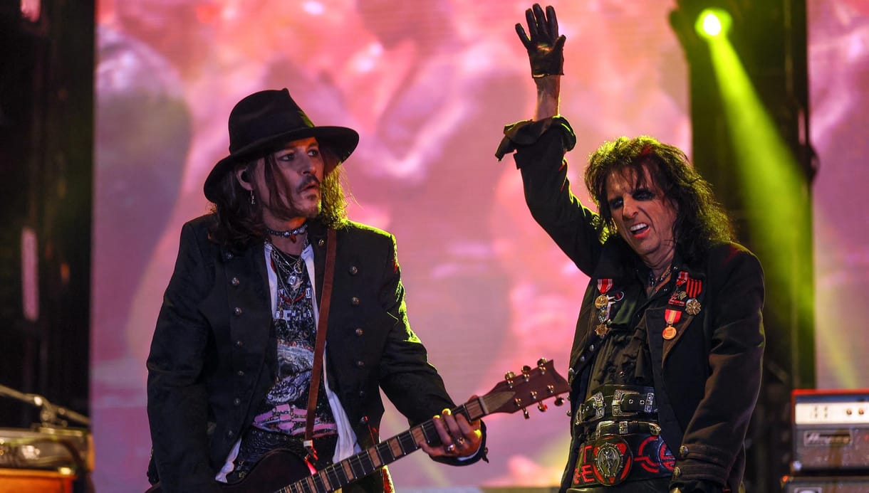 Nem pótolja budapesti fellépését Johnny Depp zenekara