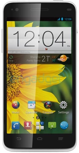 Új Android mobil nagy és szép kijelzővel
