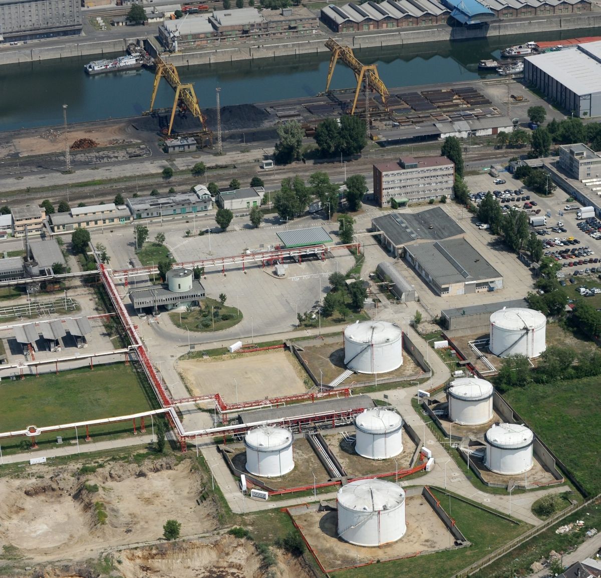 Csepel: több mint 81 millió forint polgármesteri és alpolgármesteri jutalmakra 