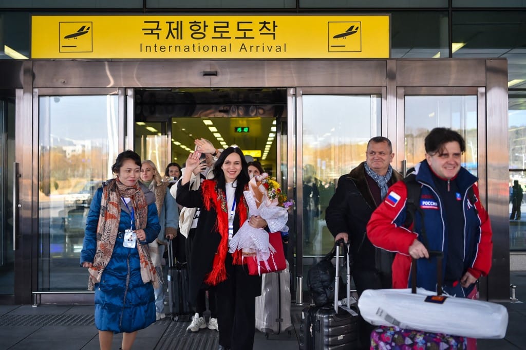 A járványhelyzet óta először fogadott turistákat Észak-Korea, természetesen oroszokat