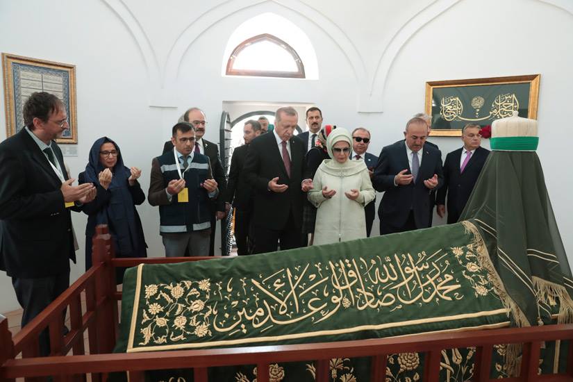 Díjakat kapott a Gül Baba türbéje, a kormány 