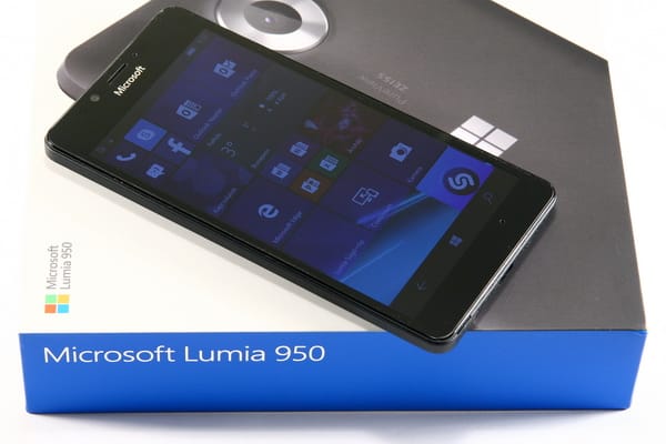 Zenés bizonyíték: hát ilyen a Lumia 950 mikrofonja