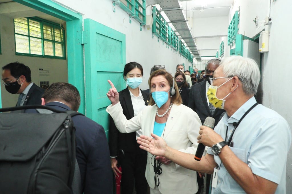 Véget ért Nancy Pelosi tajvani látogatása